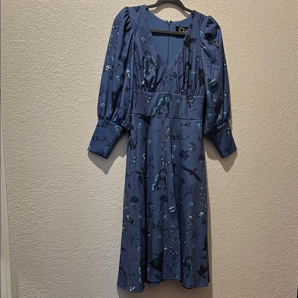 La Femme en Noir Corpse Bride dress - medium and new with tags - Picture 2 of 5